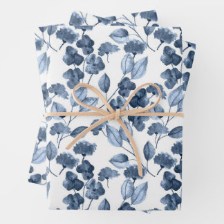 Papel de regalo floral de acuarela azul añil