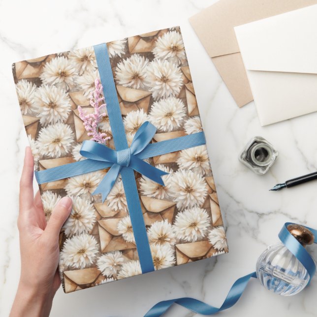 Papel De Regalo Flores Blancas Sobres Crema Cumpleaños (Regalar)