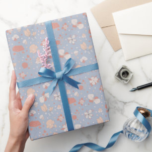 Papel De Regalo Flores Esbozadas sobre Azul Claro