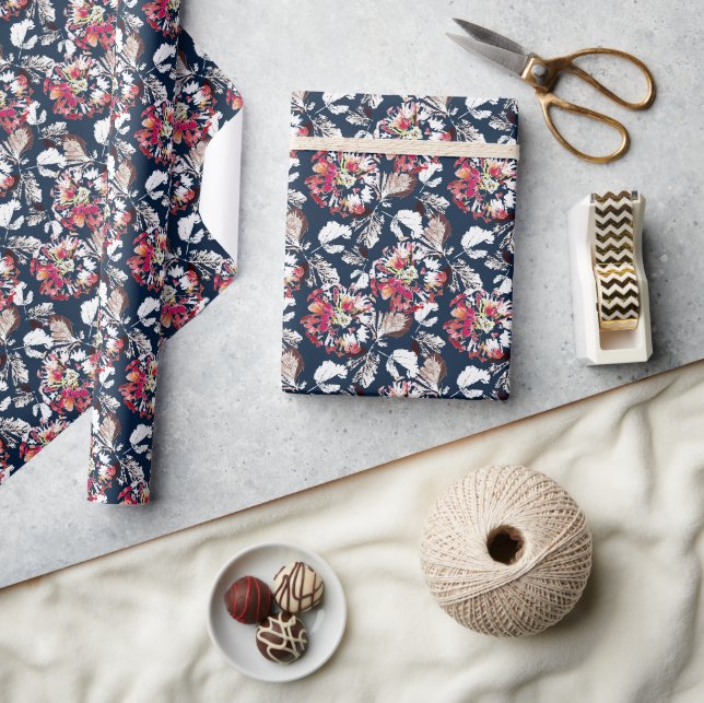 Papel De Regalo Flores rojas y blancas en azul. (Artesanía)