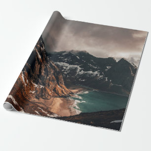 PAPEL DE REGALO FOTOGRAFÍA DE PAISAJE DE MONTAÑA MARRÓN A TRAVÉS D