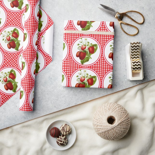 Papel De Regalo Fresas y Red Gingham (Artesanía)
