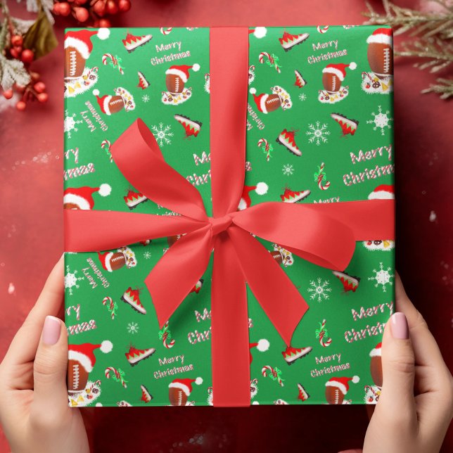 Papel De Regalo Fútbol Feliz Navidad Con Patrón De Comida De Aperi (Score a touchdown of joy with football-themed holiday wrapping paper!)