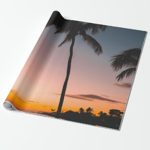 Papel De Regalo Gente sentada en la playa cerca del mar