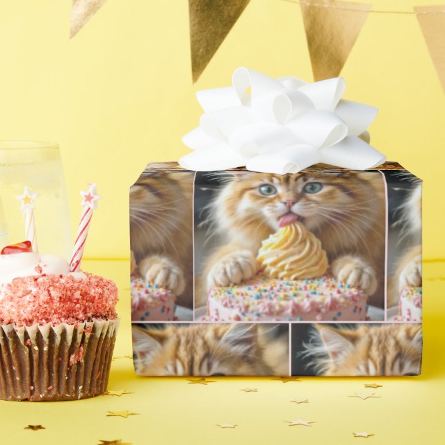Papel De Regalo Ginger Kitten con una tarta de cumpleaños (Fiesta de cumpleaños )