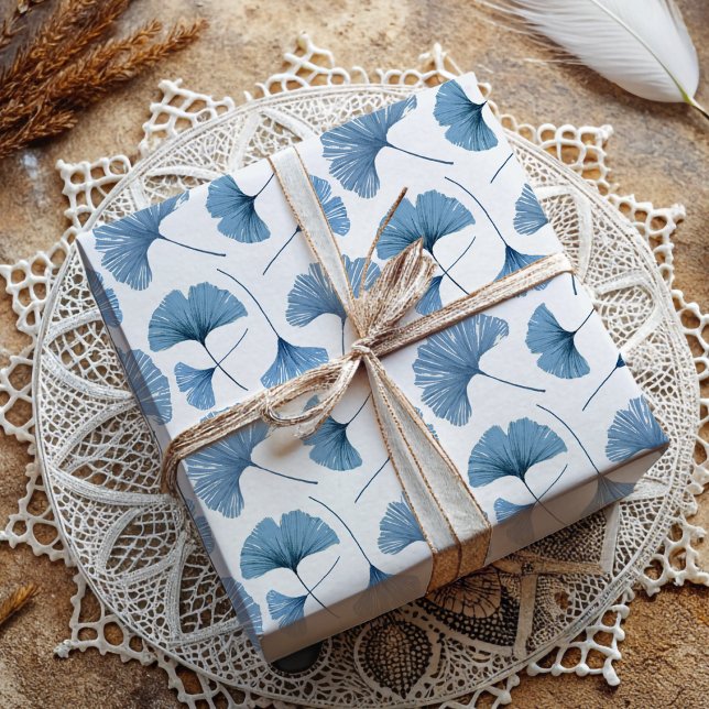 Papel De Regalo Ginkgo Patrón de hojas tropicales azul y blanco (Subido por el creador)