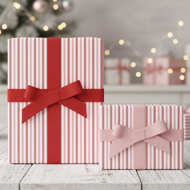 Papel De Regalo Girly Pink and Red Candy Cane Pinstripe Pattern (Cute Modern Girly Pink and Red Candy Cane Pinstripe Pattern Christmas Wrapping Paper for Kids Xmas)
