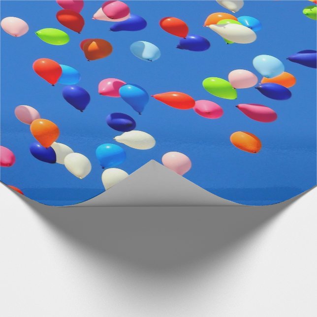 Papel De Regalo Globos fiestas flotando en cielo azul (Esquina)