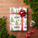 Papel De Regalo Golden Retriever, Bird and Christmas Tree<br><div class="desc">El patrón repetido en este lindo Navidad envolviendo papel es una imagen de un perro de Golden Retriever que usa un sombrero de Papá Noel rojo y blanco. El perro se sienta entre paquetes de regalo envueltos de colores junto a un árbol de Navidad decorado. Un pájaro bullfinch está aterrizando...</div>