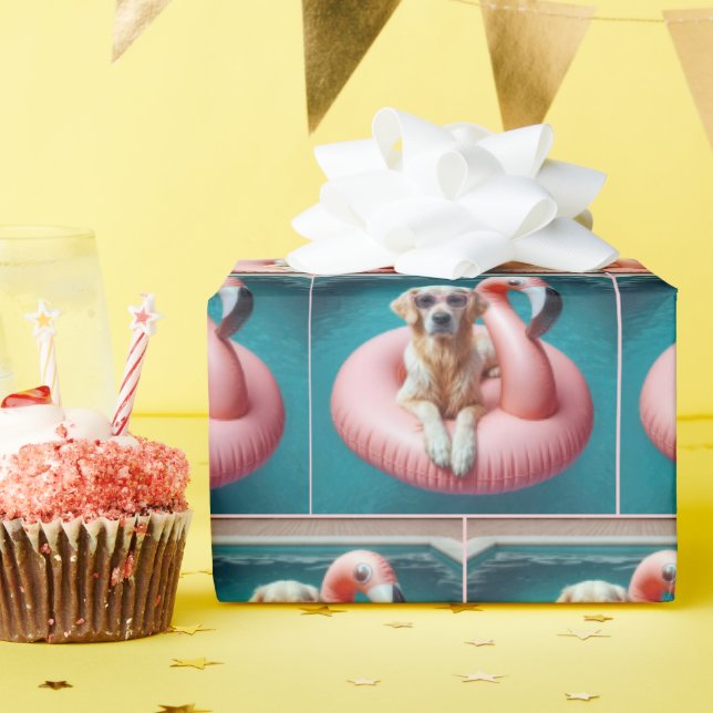 Papel De Regalo Golden Retriever Floating In a Flamingo Pool Toy (Fiesta de cumpleaños )