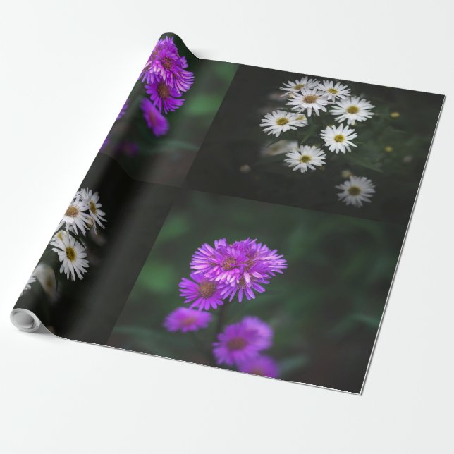 Papel De Regalo Gran jardín de flores púrpuras y blancas (Desenrollado)
