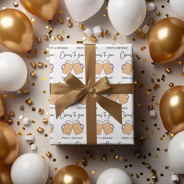 Papel de regalo Hola Cerveza para ti (Cheers to someone from a distance with this fun beer wrapping paper set! )