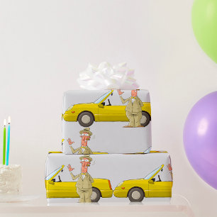 Papel De Regalo Hombre Y Su Coche Amarillo