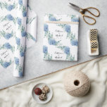 Papel De Regalo Hortensia Azul Floral Boda Personalizada<br><div class="desc">Hortensias azules sobre un fondo blanco hermoso regalo personalizado para baby shower o boda. Una forma perfecta de envolver todos tus regalos de baby shower o regalos de boda para la novia o el novio. Perfecto para cualquier boda de temporada, Las hortensias de acuarela son simplemente hermosas. Clásico y chic....</div>