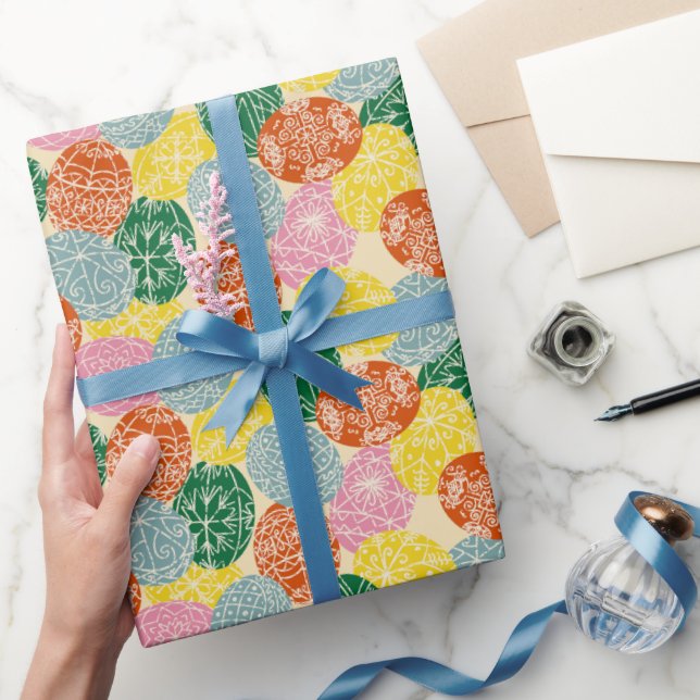 Papel De Regalo Huevos de Pascua decorados en Pirineo Ucraniano (Regalar)