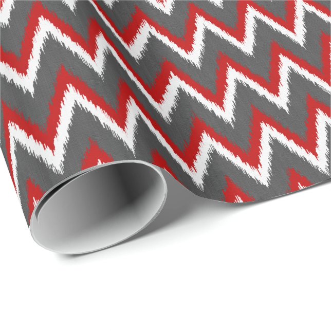 Papel De Regalo Ikat Chevron Stripes - Rojo, Blanco y Gris / Gris (Esquina del rollo)