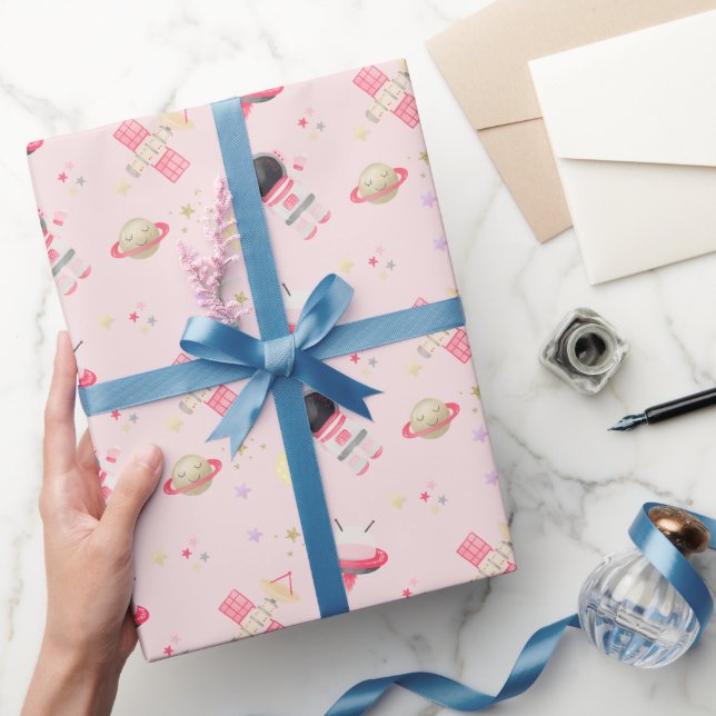 Papel De Regalo Invitación de cumpleaños a un astronauta rosado (Regalar)