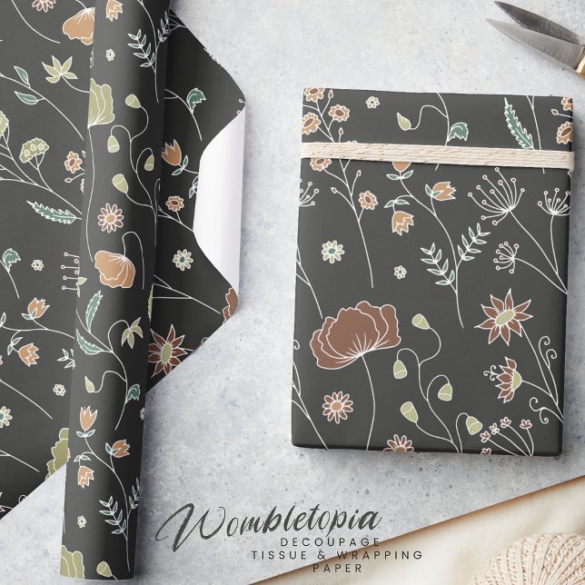 Papel De Regalo Jardín de época florece en un fondo oscuro (Subido por el creador)