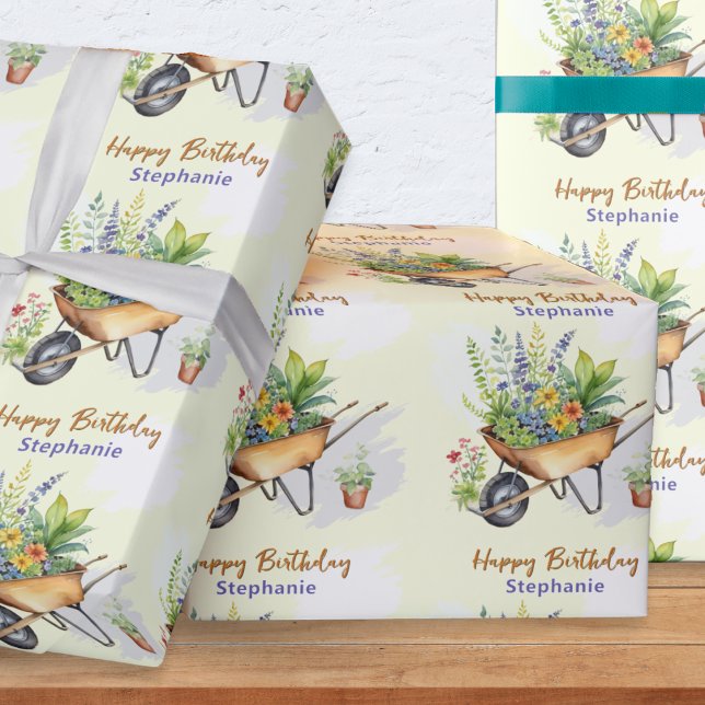 Papel De Regalo Jardinería temática feliz cumpleaños personalizada (Personalized birthday gift wrap on a roll, with wheelbarrows full of plants and personalized name)