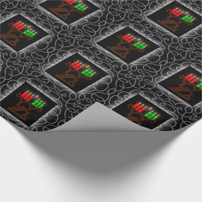 Papel De Regalo Kwanzaa Lit Kinara Velas con negro y plata (Esquina)