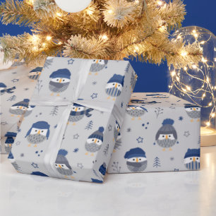 Papel De Regalo Lechuzas de invierno con gorras de lana azul