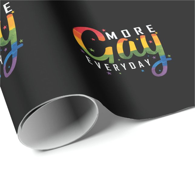 Papel De Regalo LGBT "More Gay Everyday" (Esquina del rollo)