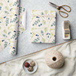Papel De Regalo Lirio de Calla Blanca y Eucalipto<br><div class="desc">Este papel de envoltura coincide con la invitación del mismo diseño llamado Calla Blanca Lilies y Eucalyptus.</div>