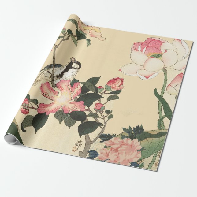 PAPEL DE REGALO LITTLE BIRD WITH PINK ROSES AND LOTUS FLOWERS (Desenrollado)