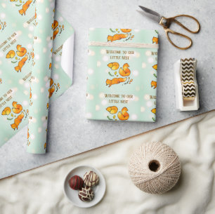 Papel De Regalo Llegada del bebé en el bosque Anuncio de recién na