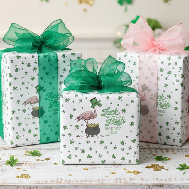 Papel De Regalo Lucky Flamingo Green Shamrock (Funny Flamingo St Patrick's Day Wrapping Paper. Luck of the Irish Green Shamrocks Lucky Gold Coins)