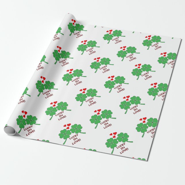 Papel De Regalo Lucky In Love Hearts Clover (Desenrollado)