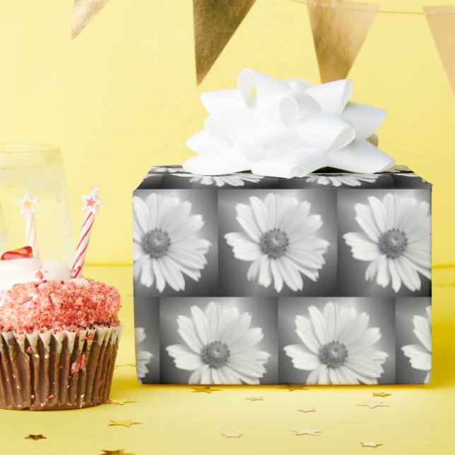 Papel De Regalo margarita blanca resplandeciente sobre negro (Fiesta de cumpleaños )