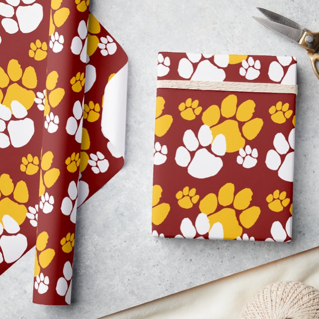Papel De Regalo Maroon and Gold Pawprint (Subido por el creador)