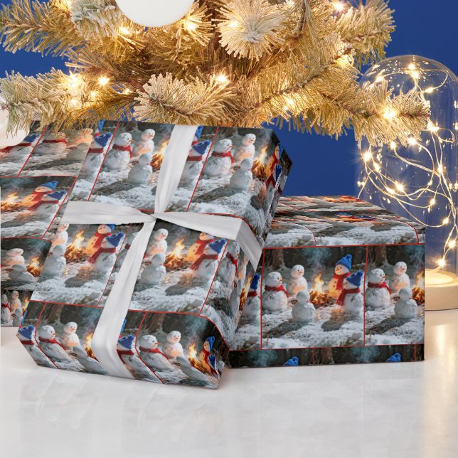 Papel De Regalo Melting Snowmen Sitting Around a Campfire (Vacaciones)