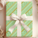 Papel De Regalo Minta y Oro Rayas Luxe<br><div class="desc">Eleva tu regalo con este papel de regalo lujoso que presenta elegantes rayas verdes menta adornadas con acentos de lámina dorada brillante. La combinación perfecta de sofisticación moderna y encanto festivo, ideal para cumpleaños, días festivos, bodas o cualquier ocasión especial. Elaborado con papel premium, este envoltorio de regalo asegura una...</div>