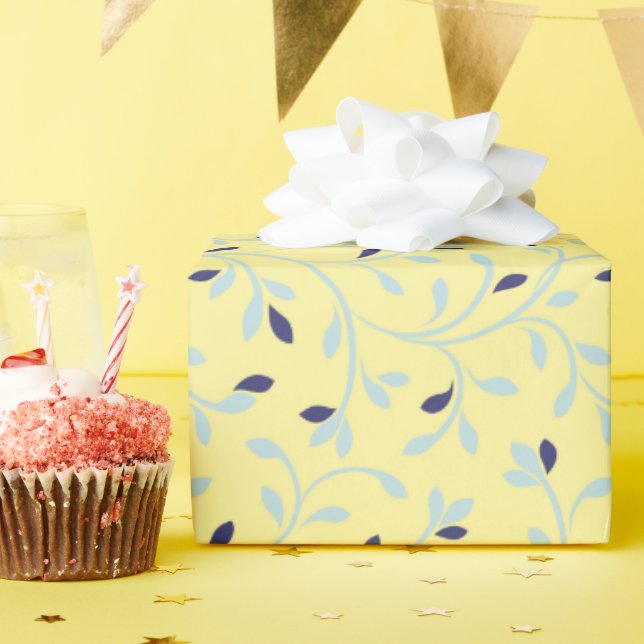 Papel De Regalo Monograma de patrón floral amarillo pálido lindo (Fiesta de cumpleaños )