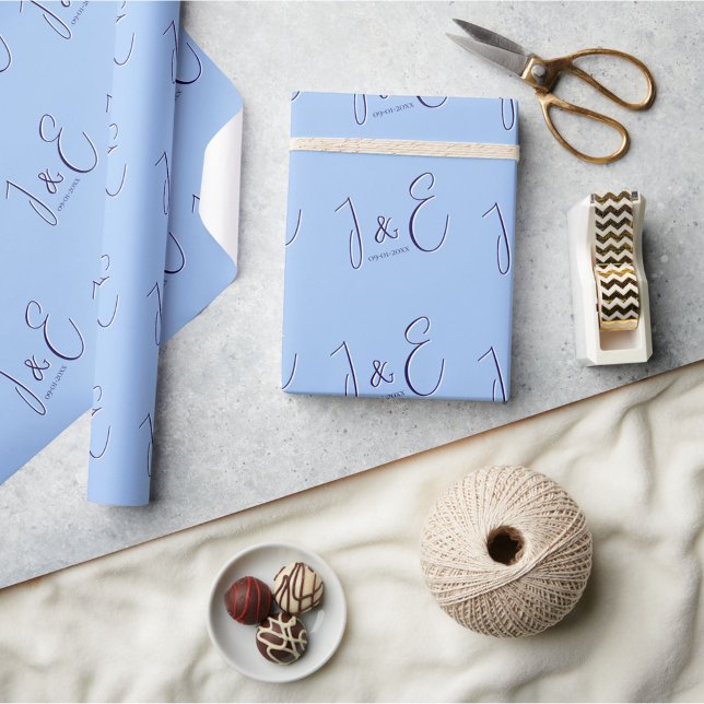 Papel De Regalo Monogramas Iniciales de Pareja Moderna y Fecha Beb (Subido por el creador)