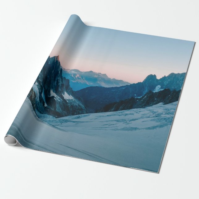 PAPEL DE REGALO MONTAÑA CUBIERTA DE NIEVE (Desenrollado)