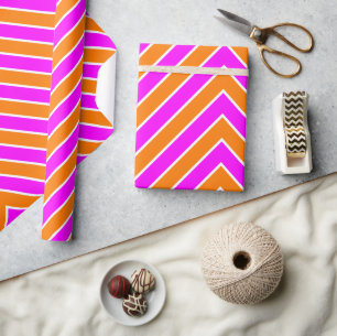 Papel De Regalo Naranja moderno Zigzag Stripe Hot Pink