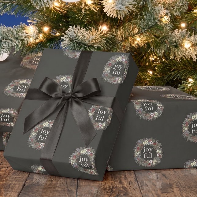 Papel De Regalo Navidad Botánica Alegre Personalizada (Joyful Botanical Christmas Personalized Wrapping Paper
by Ricaso. A stunning wreath pattern)