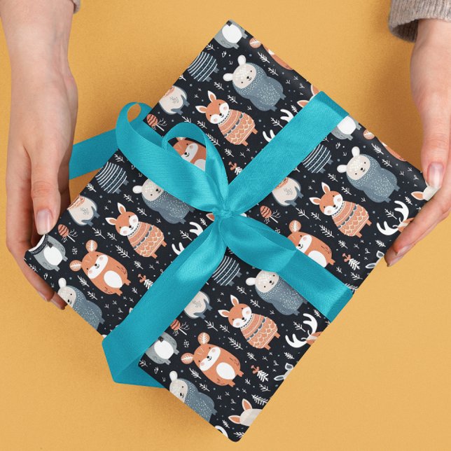 Papel De Regalo Navidades de animales boscosos escandinavos en inv (Subido por el creador)
