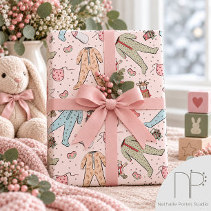 Papel De Regalo Navidades de una niña pequeña