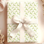 Papel De Regalo Navidades de venados verdes<br><div class="desc">Envuelve tus regalos de vacaciones con un toque de naturaleza usando este salto verde Navidades de venados envolviendo papel. Con un divertido patrón de siluetas de renos verdes, este papel de envoltura le da un toque festivo y natural a sus regalos de vacaciones. Ideal para celebraciones de Navidades, fiestas de...</div>