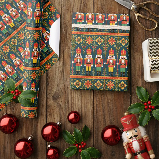 Papel De Regalo Navidades del patrón de soldados de juguetes desnu (Perfectly wrap your holiday gifts with this traditional Nutcracker Toy Soldier wrapping paper.)