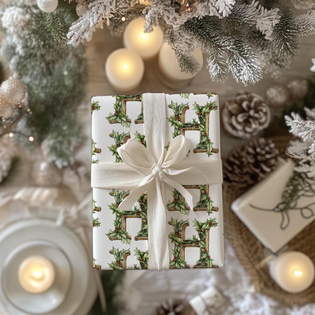 Papel De Regalo Navidades Holly Letter H (Subido por el creador)