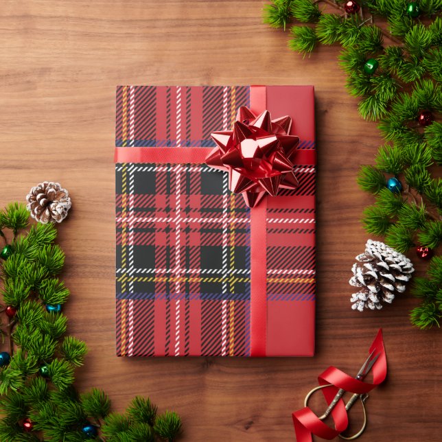 Papel de regalo navideño a cuadros rojos (Regalo de vacaciones)