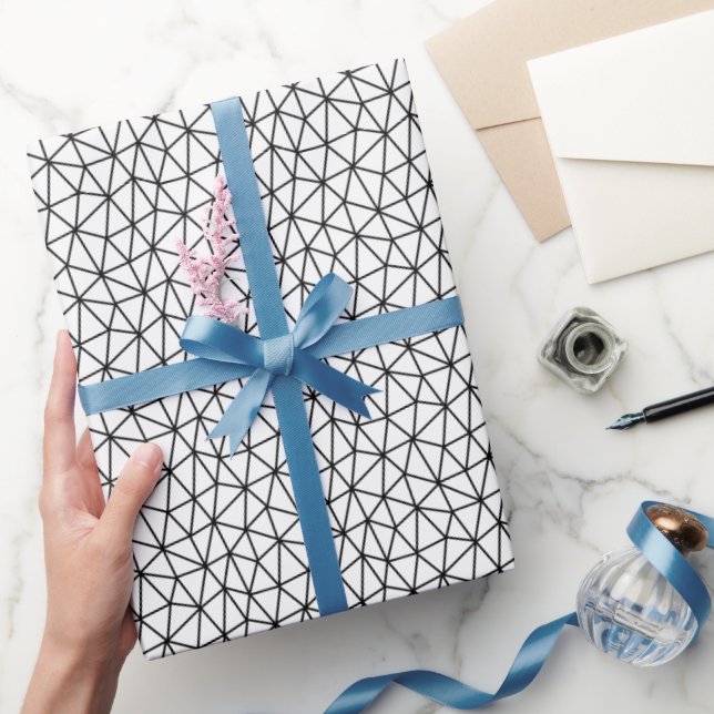 Papel De Regalo Negro y blanco moderno con líneas (Regalar)