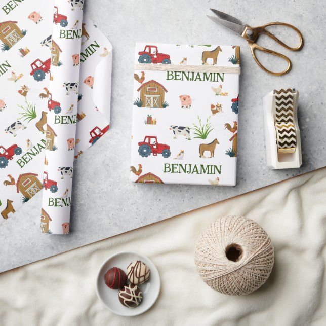 Papel De Regalo Nombre personalizado de los animales de cumpleaños (Artesanía)