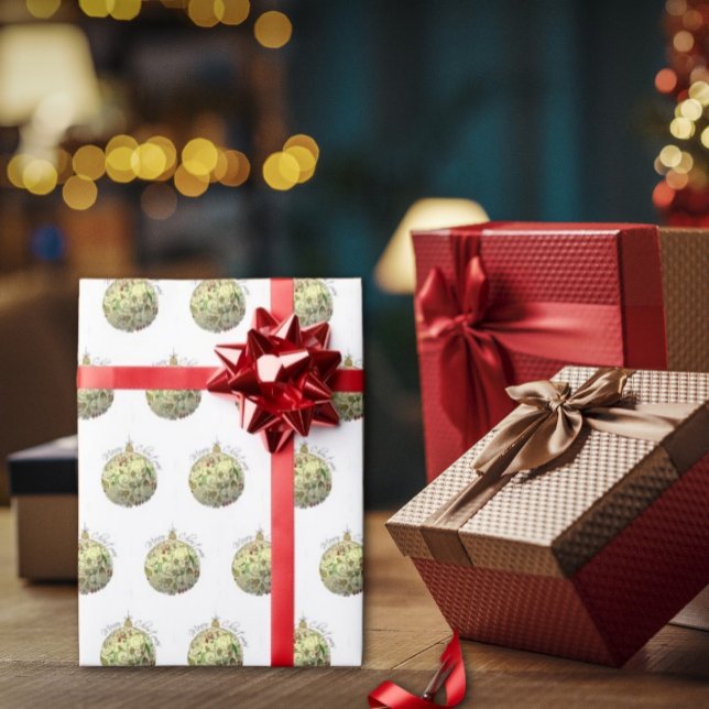 Papel De Regalo Ornamento elegante moderno de Navidades de oro (Christmas shiny Gold Ornament Wrapping Paper; is a great way to show your holiday spirit.)