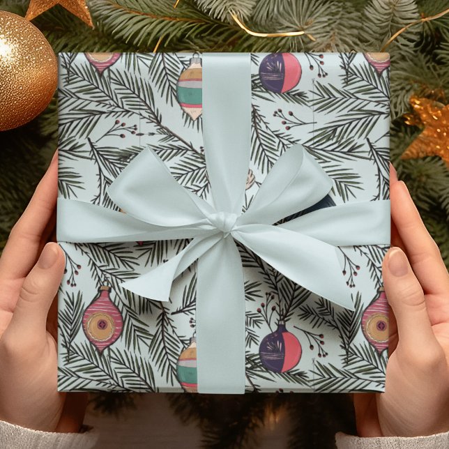 Papel De Regalo Ornamentos navideños azules de invierno, pino, bay (Retro and Elegant Xmas Pattern with Hand-Drawn Vintage Ornaments, Green Pine and Red Winter Berries.)